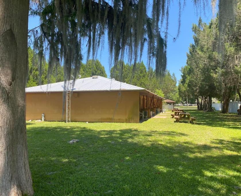 Apartmán Professor Rousseau'S Manatee Bay Crystal River Exteriér fotografie